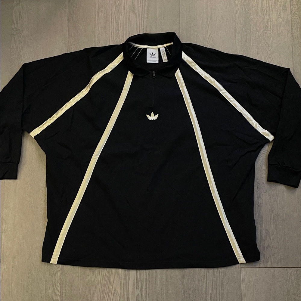Adidas 1/4 Zip oversized warm up shirt